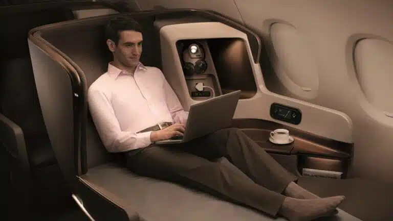Singapore Airlines introduces unlimited WiFi for premium class passengers