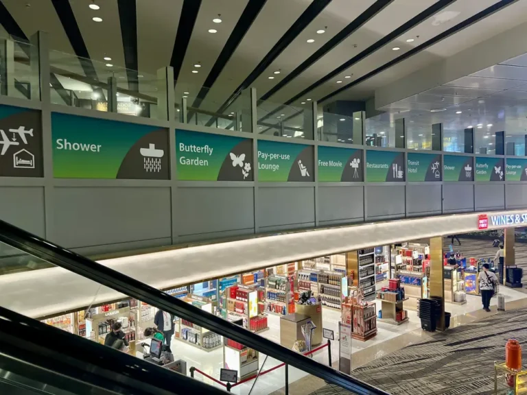 Layover @ SNG : Making the most of your Time at Singapore Changi Airport