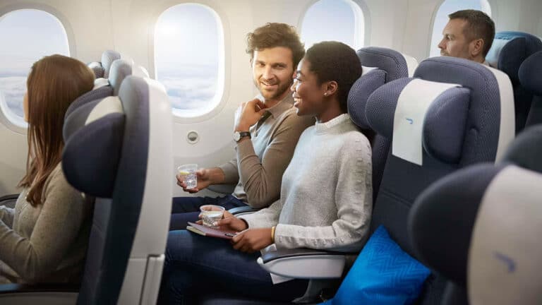 Travel Tips & Tricks to Maximize Comfort In during A Flight Travel