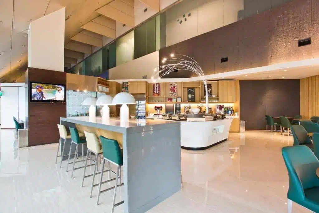 Gym & Shower + Lounge @ Singapore Airport - Image 2