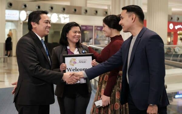 Transit Meet & Greet Service - Deluxe Package @ Dubai Airport