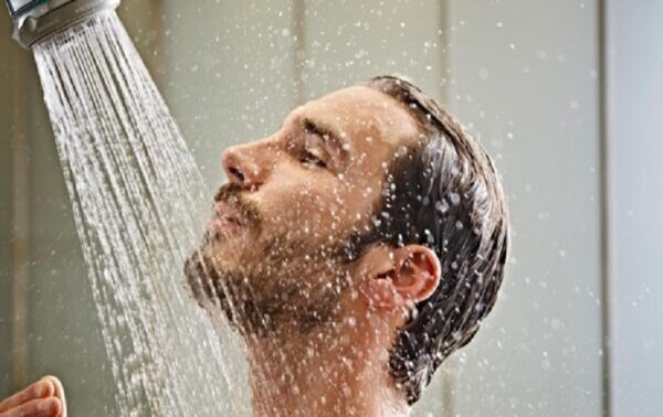 Shower at Dubai Airport