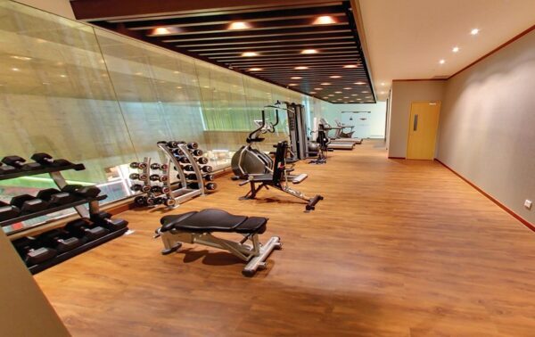 Gym & Shower + Lounge @ Singapore Airport