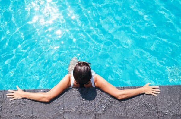 Roof Top Swimming @ Singapore Airport - Terminal 1